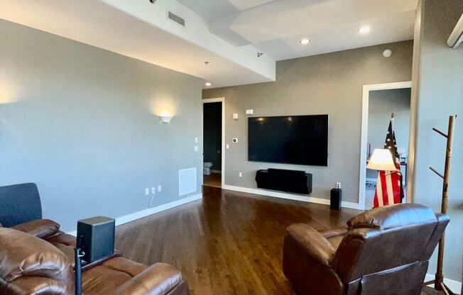 COMING SOON! Stunning 2-Bed, 2-Bath Condo for Rent – Prime Downtown Location!