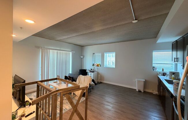 1 bed, 1 bath, 651 sqft, $1,850, Unit 502