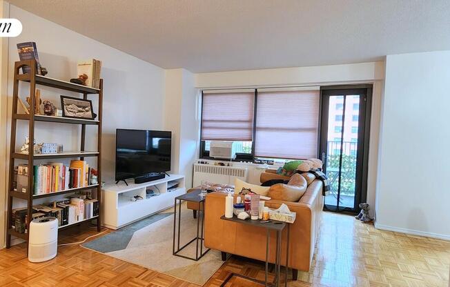 1 bed, 1 bath, 810 sqft, $4,600, Unit 3A