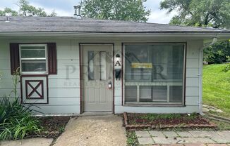 6205 E 152nd Ter #A, Grandview, MO 64030 SUMMER Look and Lease SPECIAL $200 off first full months rent 2 bed / 1 bath duplex- rent $825 Ready to call home!