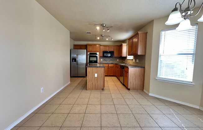 3 beds, 2.5 baths, $1,900