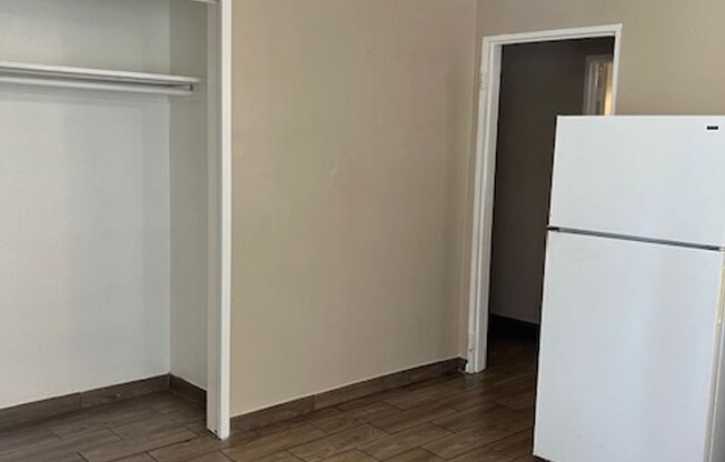 1 bed, 1 bath, $1,095