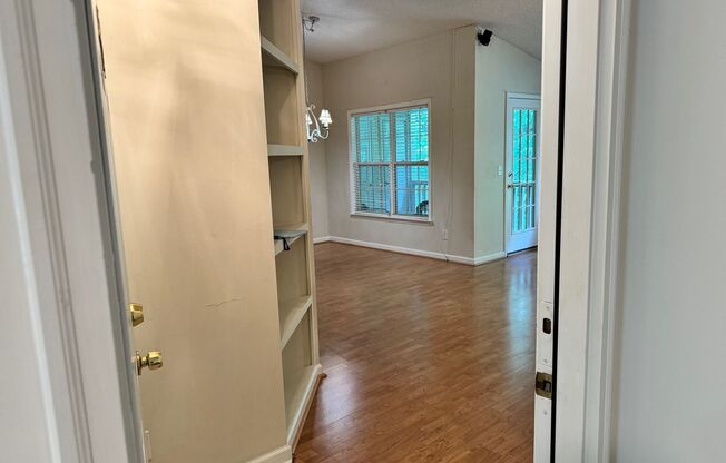 2 beds, 2 baths, $1,200