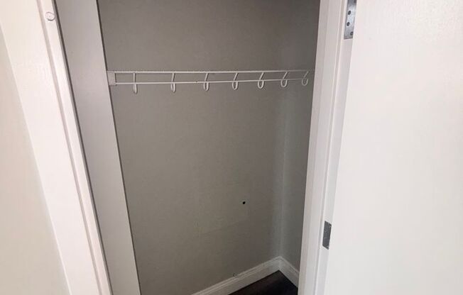 Studio, 1 bath, 579 sqft, $2,025, Unit 307A