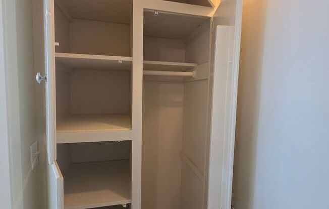 1 bed, 1 bath, $1,895, Unit 26