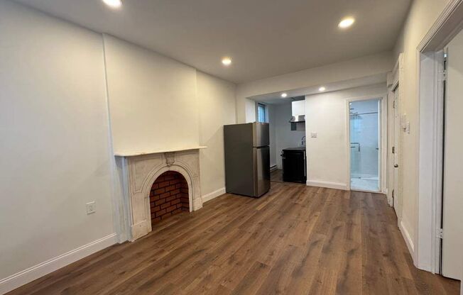 30 E 127 ST