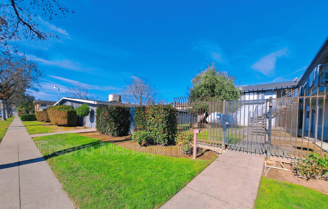 3333 E FAIRMONT AVE