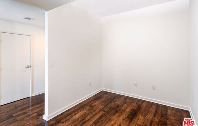 3 beds, 3.5 baths, 2,099 sqft, $10,000, Unit 1822