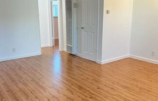 1 bed, 1 bath, $1,800, Unit 05