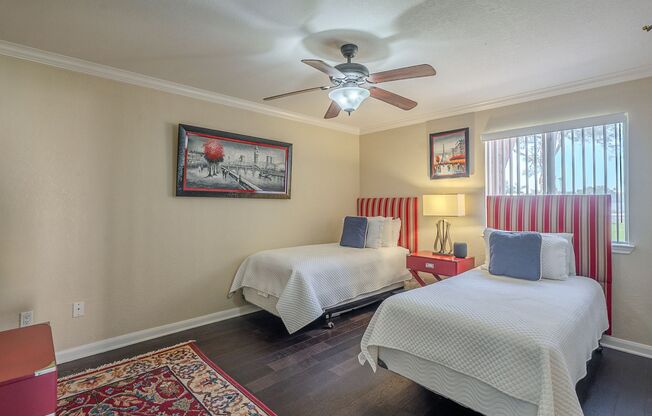 2 beds, 2 baths, $2,500, Unit #107