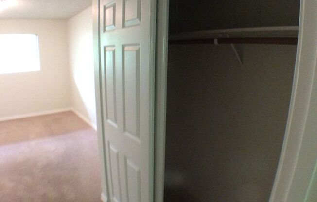 2 beds, 1 bath, 740 sqft, $1,600, Unit 315