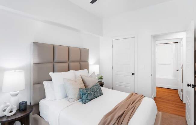 Maye House Apartments