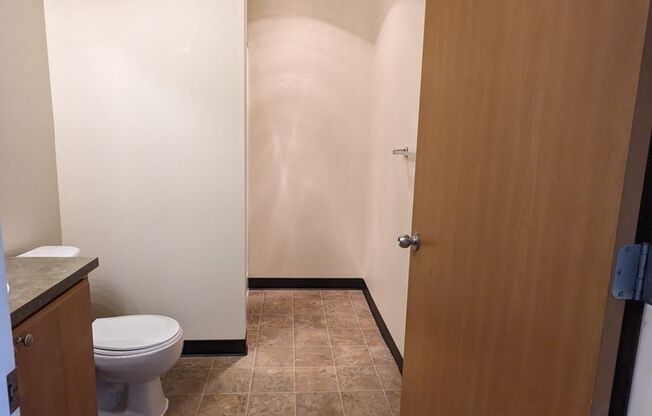 2 beds, 2 baths, 994 sqft, $1,200, Unit E301