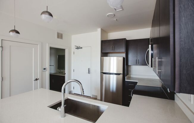 1 bed, 1 bath, 678 sqft, $1,595, Unit APT 503