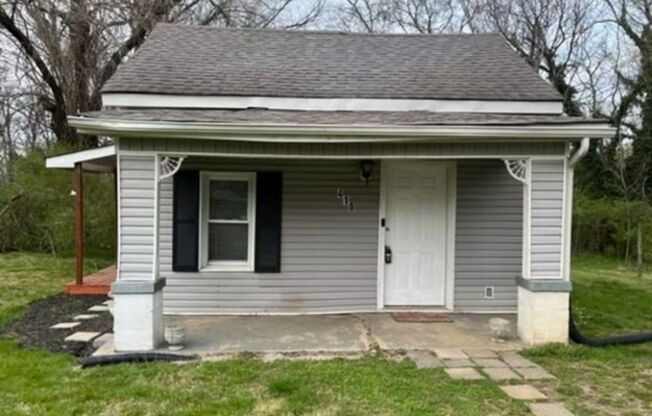 2 beds, 1 bath, $1,150