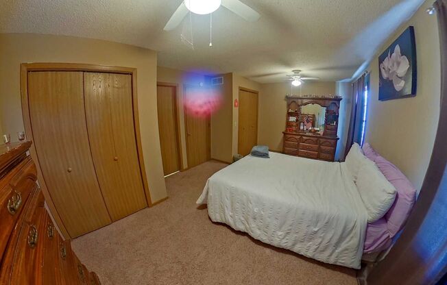 3D Tour Available - 4 Bedroom + Washer & Dryer! Available Sept 3rd!