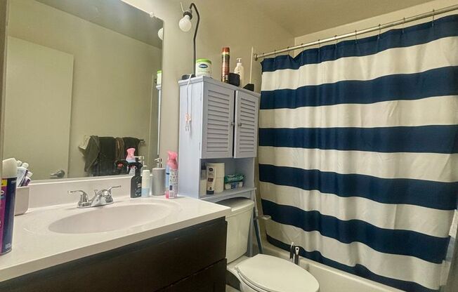 1 bed, 1 bath, 600 sqft, $1,549, Unit 214