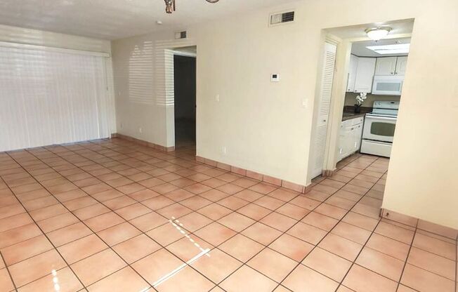Charming 1B/1B Condo – North Bay Village, Tampa (Rent-to-Own)