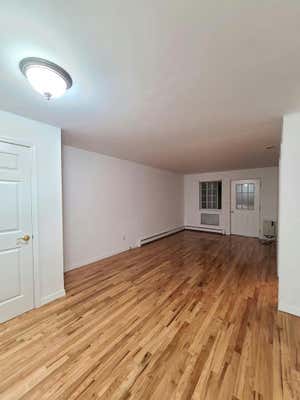 3 beds, 2 baths, 1,000 sqft, $2,500, Unit 2