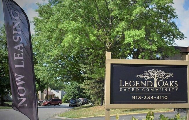 2 beds, 2 baths, 849 sqft, $1,200, Unit 1828-06