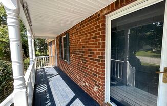 3 beds, 2 baths, $2,300