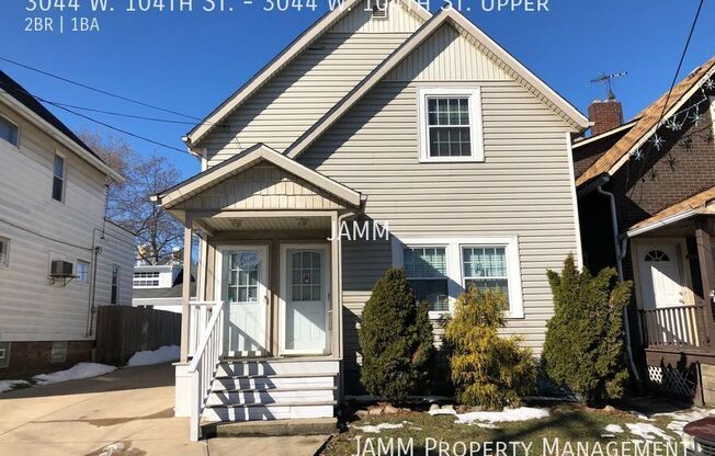 3044 W 104 ST