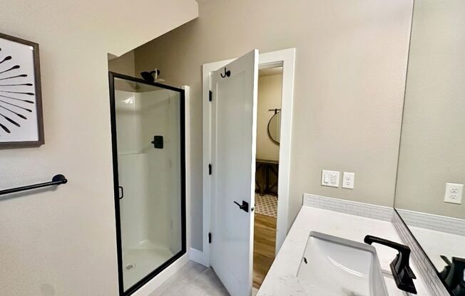 3 beds, 3 baths, $3,495
