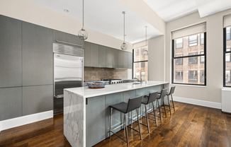 260 PARK AVE S