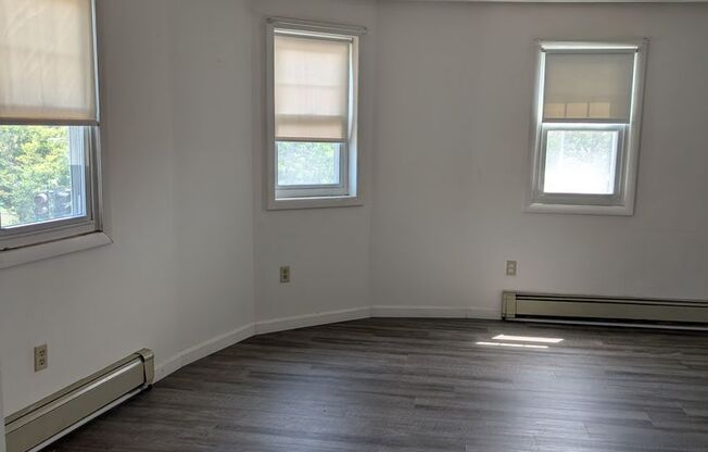 567-569 Somerville Avenue &amp; 2/4 Beech Street