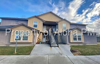 1035 W PINE AVE