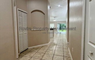 3 beds, 2 baths, 1,426 sqft, $2,000