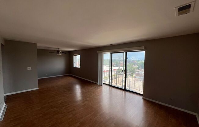 2 beds, 1 bath, 950 sqft, $1,600, Unit 2300#803