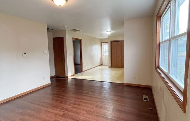 Large 2 Bedroom