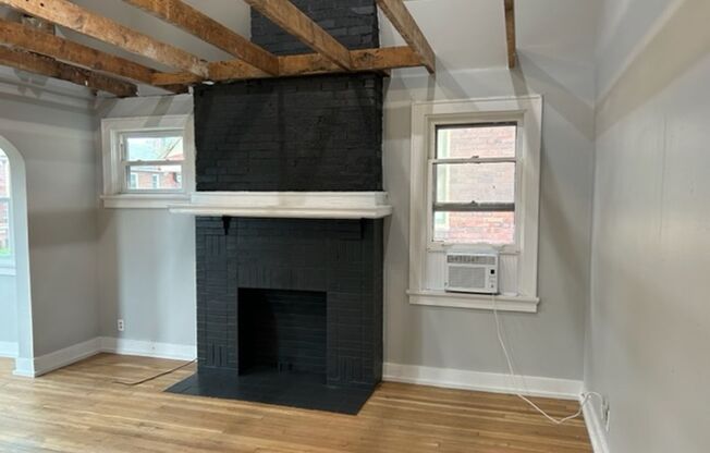 7433 Penfield Ct North Point Breeze PA 15208