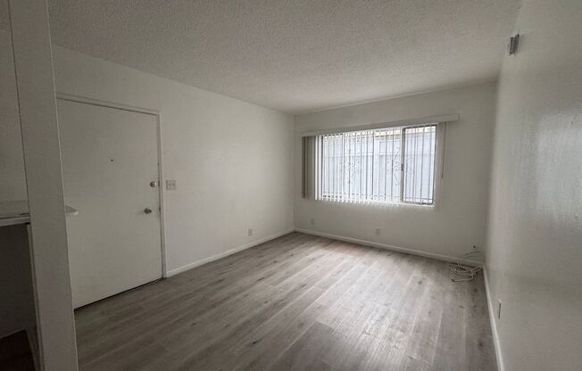 12044 Culver Blvd