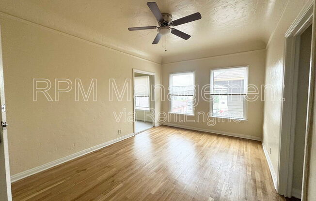 1154 S NORMANDIE AVE