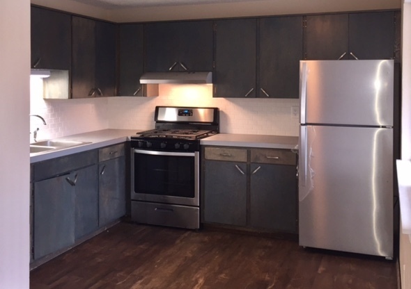 2 beds, 1 bath, 855 sqft, $1,595, Unit Ohm #4