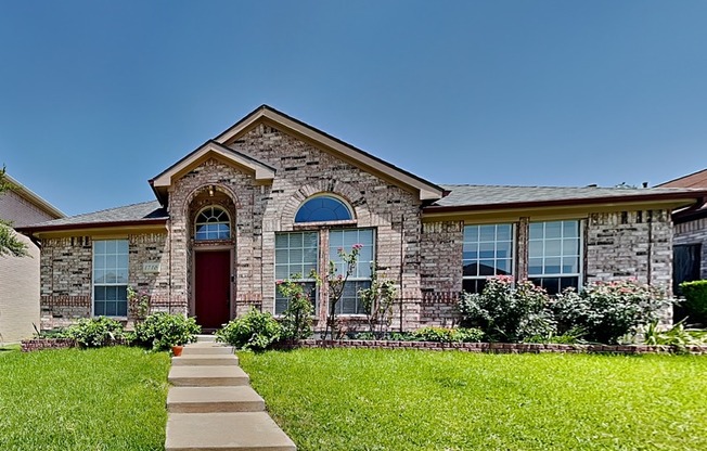 1716 ALPINE DR