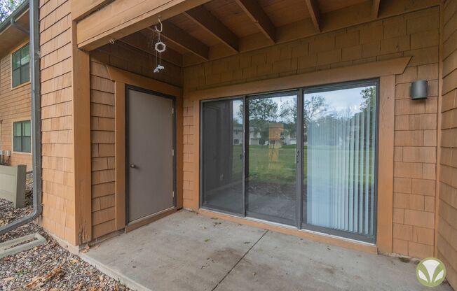 2 beds, 2 baths, 1,134 sqft, $1,335, Unit AC-52