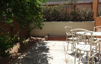 Lovely 2 bedroom townhouse