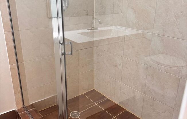 Studio, 1 bath, 962 sqft, $3,250, Unit Unit 204