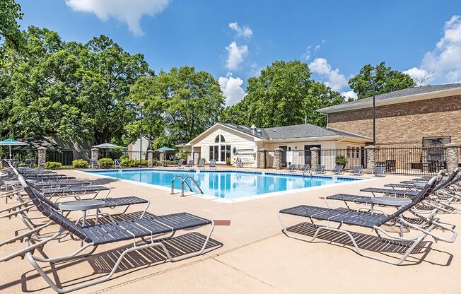 Swimming Pool With Relaxing Sundecks at Canter Chase Apartments, Louisville