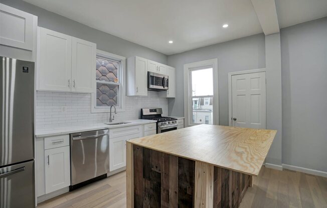 317 4 ST