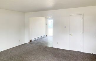 2 beds, 1 bath, 725 sqft, $1,300, Unit 1095