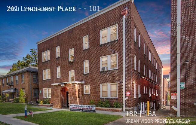 261 Lyndhurst Place