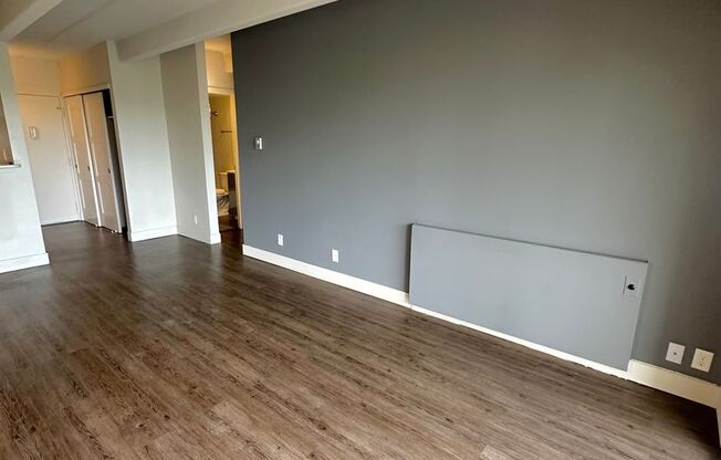 1 bed, 1 bath, 745 sqft, $1,399