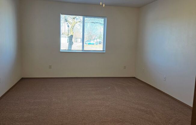 2 beds, 1 bath, 856 sqft, $1,269, Unit PL   2203