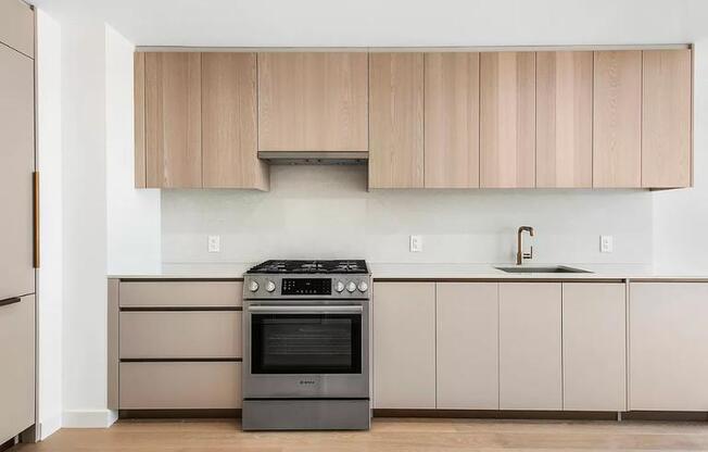 1 bed, 1 bath, $4,650, Unit 501