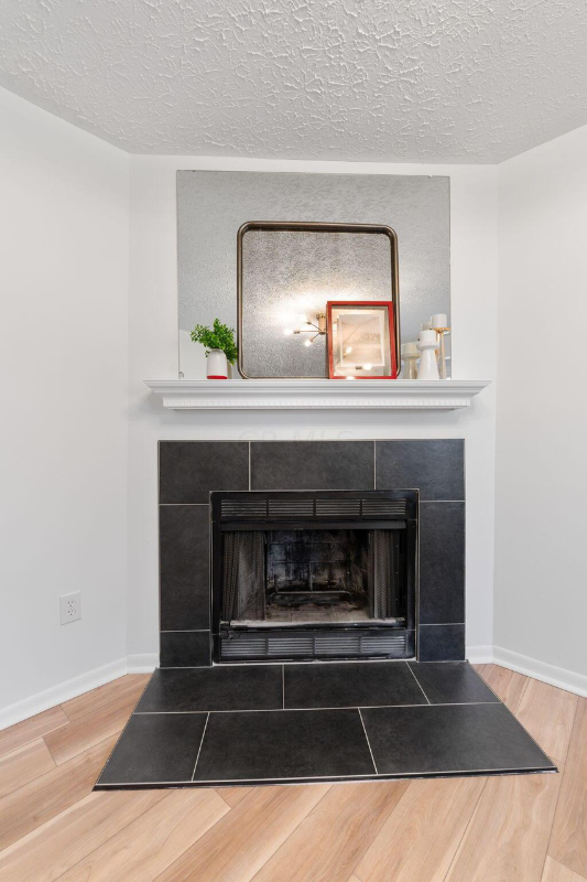 2415 CAROLINA