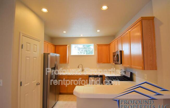 6055 SW 208 PL